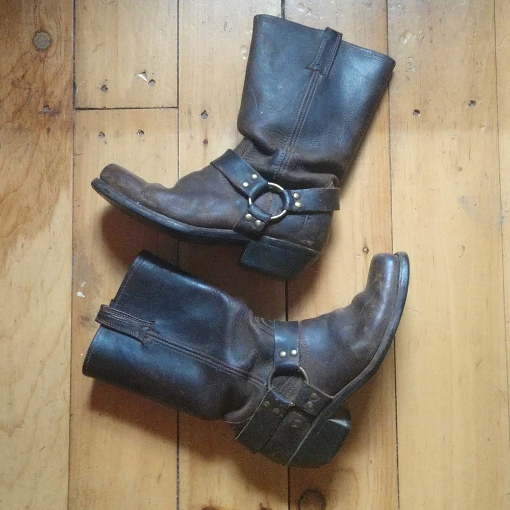 Frye Harness Boots W9
